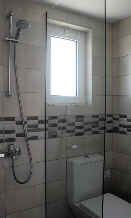 Rodis Apartment Planos