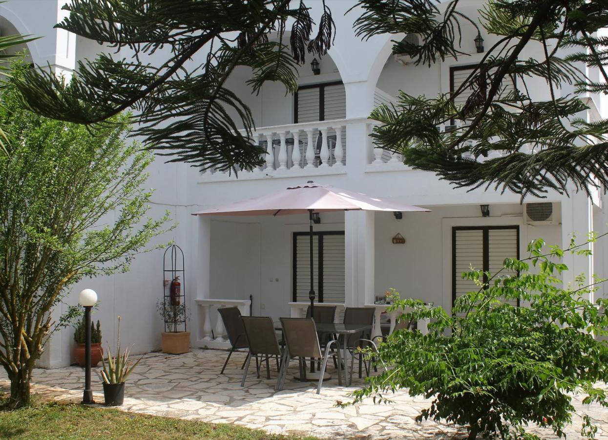 Rodis Apartmán *
